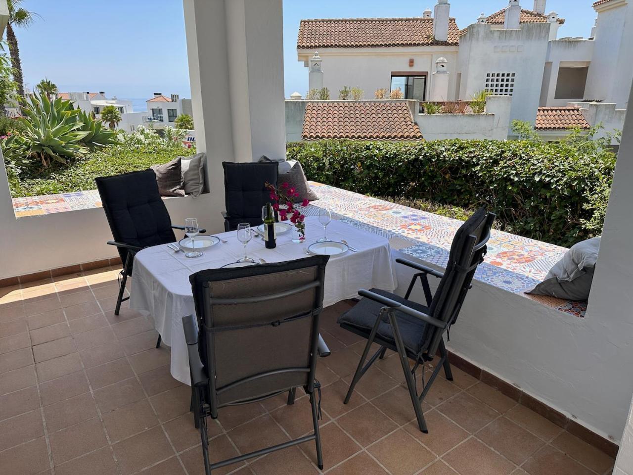 Quiet Family Apartment, 4 Pools, Close To The Beach And Golf, La Marina Alcaidesa 9 02 Ngoại thất bức ảnh