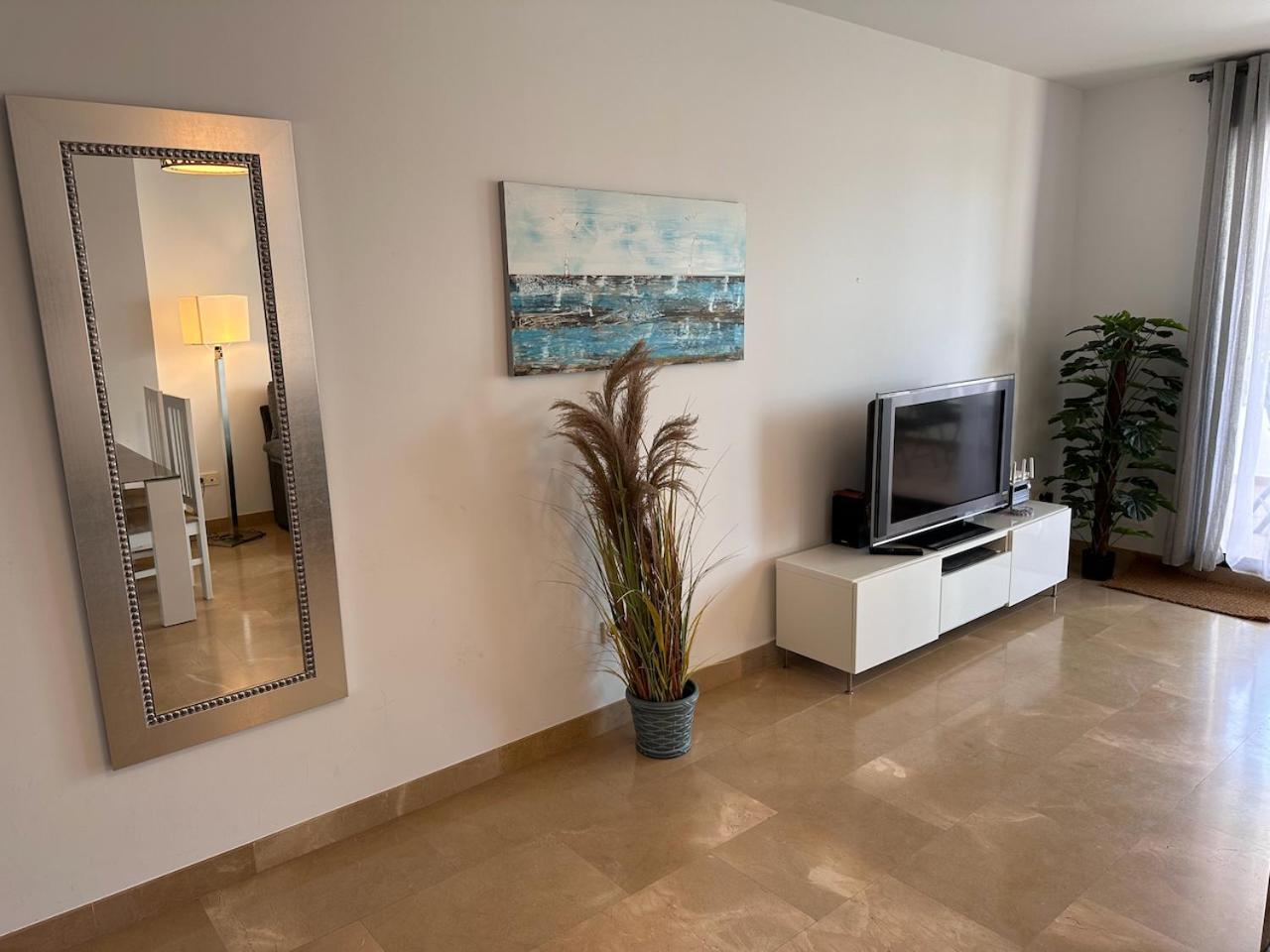 Quiet Family Apartment, 4 Pools, Close To The Beach And Golf, La Marina Alcaidesa 9 02 Ngoại thất bức ảnh
