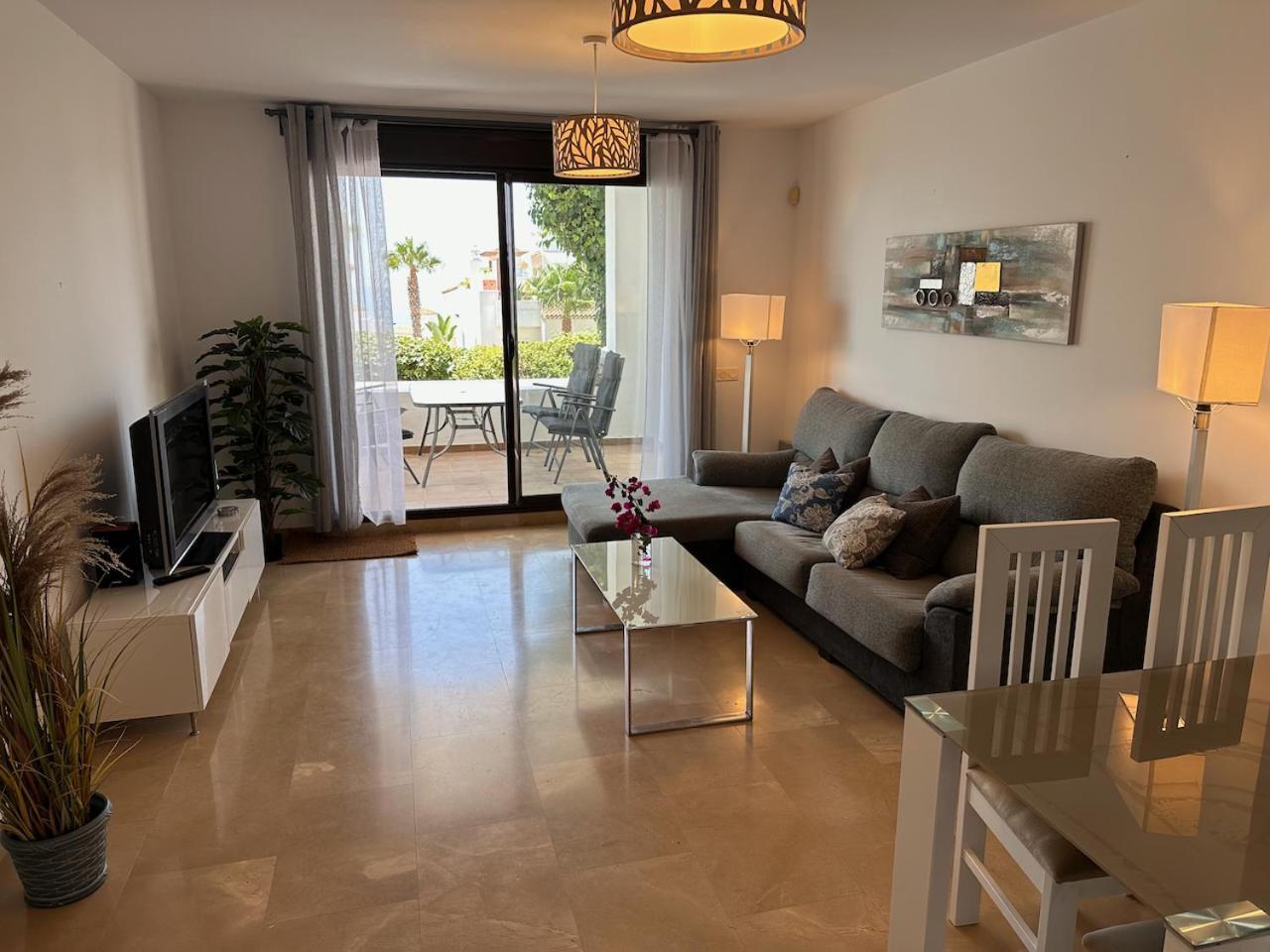 Quiet Family Apartment, 4 Pools, Close To The Beach And Golf, La Marina Alcaidesa 9 02 Ngoại thất bức ảnh
