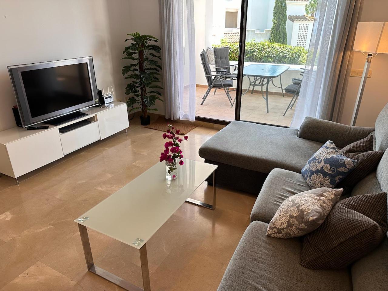 Quiet Family Apartment, 4 Pools, Close To The Beach And Golf, La Marina Alcaidesa 9 02 Ngoại thất bức ảnh